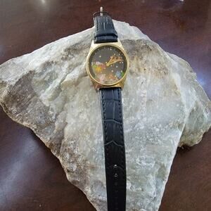 Vintage Watches R&R Santa Sleigh Watch Gold Case Holiday Dial Black Strap Fun